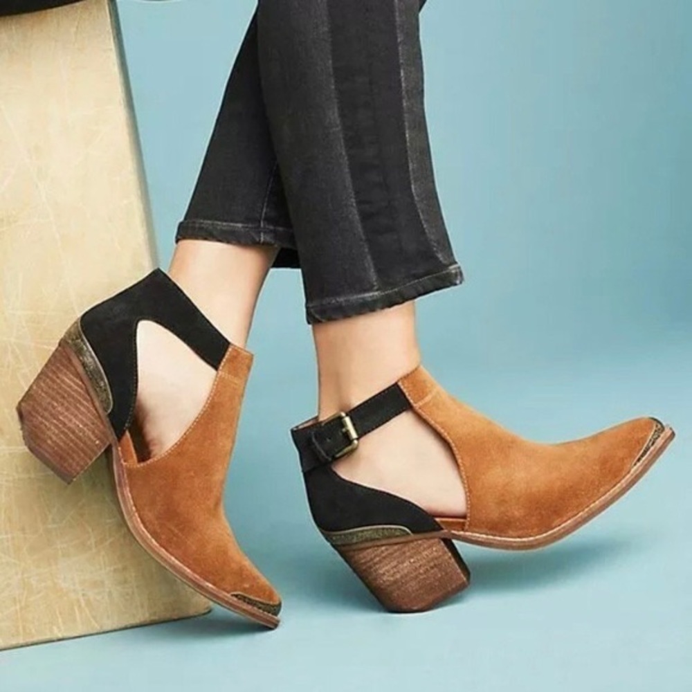 jeffrey campbell | woodruff western cutout ankle booties suede 5.5